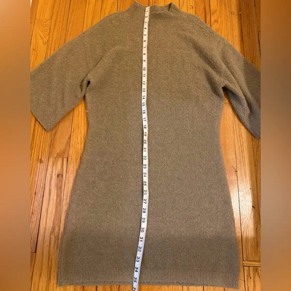 Abercrombie & Fitch Bouclé Sweater Dress Tan Short Sleeve Size S - Picture 4 of 6